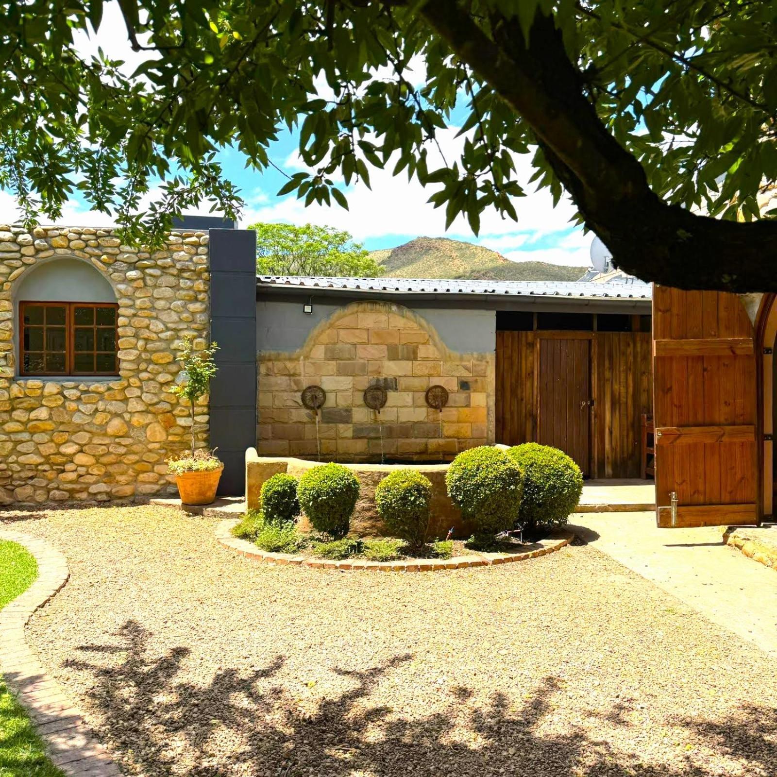 Oaksrest Vineyards Guest Farm Hotel Ладисмит Екстериор снимка